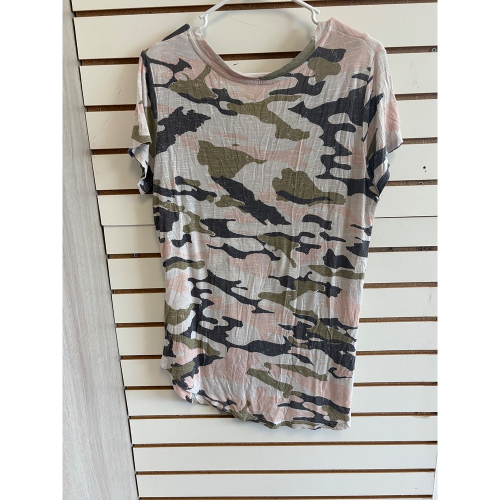Latched Mama Camo Nursing Tee Pink Green V-Neck Short Sleeve Maternity Top M - Picture 3 of 5